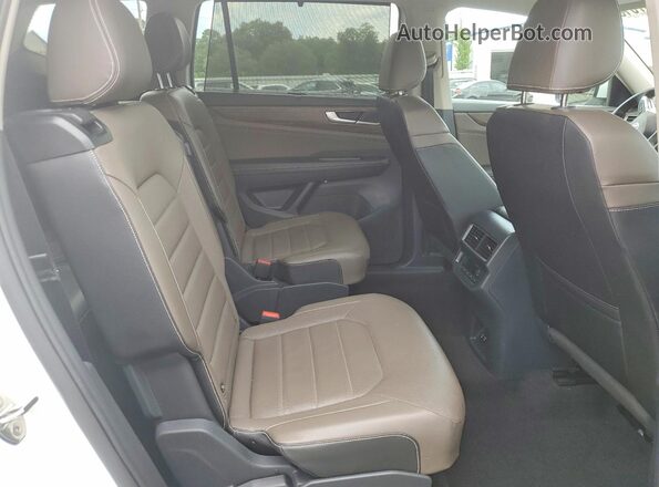 1V2BR2CA2SC517346 2025 VOLKSWAGEN ATLAS Белый Вид задней части салона