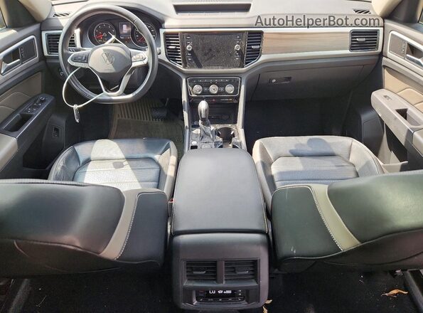 1V2BR2CA8MC577103 2021 VOLKSWAGEN ATLAS Синий Вид панели приборов