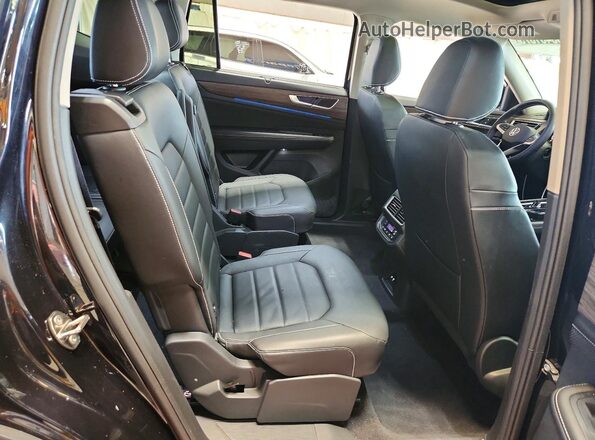 1V2BR2CA8SC574229 2025 VOLKSWAGEN ATLAS Черный Вид задних сидений