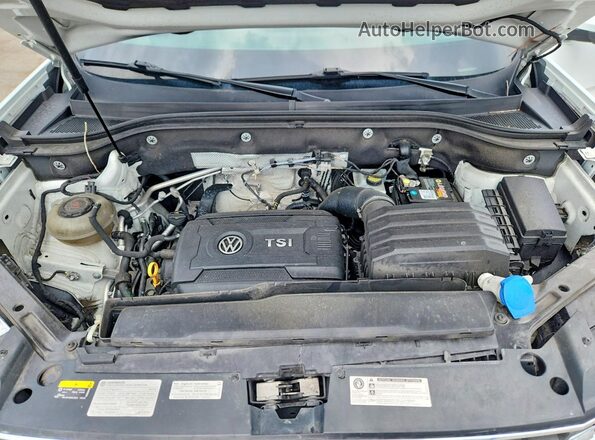 1V2CP2CA5JC592938 2018 VOLKSWAGEN ATLAS White ძრავის განყოფილების ხედი