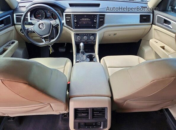 1V2CR2CA2JC509069 2018 VOLKSWAGEN ATLAS Черный Вид панели приборов
