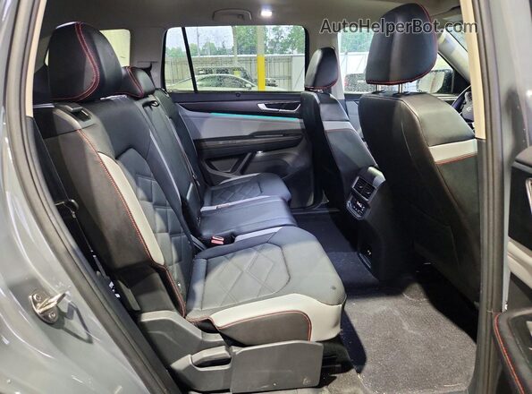 1V2CR2CA4SC507017 2025 VOLKSWAGEN ATLAS Серый Вид задней части салона