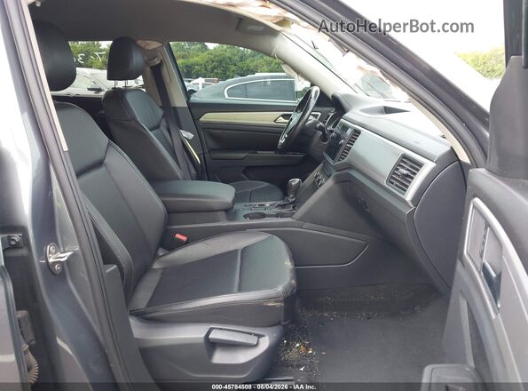 1V2CR2CA5JC525802 2018 VOLKSWAGEN ATLAS Gray Vista interior delantera