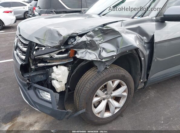 1V2CR2CA5JC525802 2018 VOLKSWAGEN ATLAS Gray Vista frontal