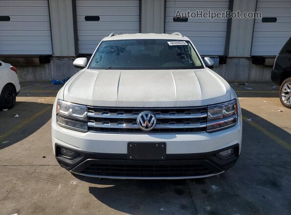 1V2CR2CA7JC569462 2018 VOLKSWAGEN ATLAS White Widok tylnych siedzeń
