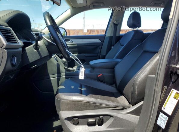 1V2CR2CA9JC565297 2018 VOLKSWAGEN ATLAS Black წინა სალონის ხედი