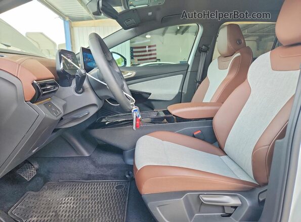 1V2CRPE82SC007848 2025 VOLKSWAGEN ID.4 White Front interior view