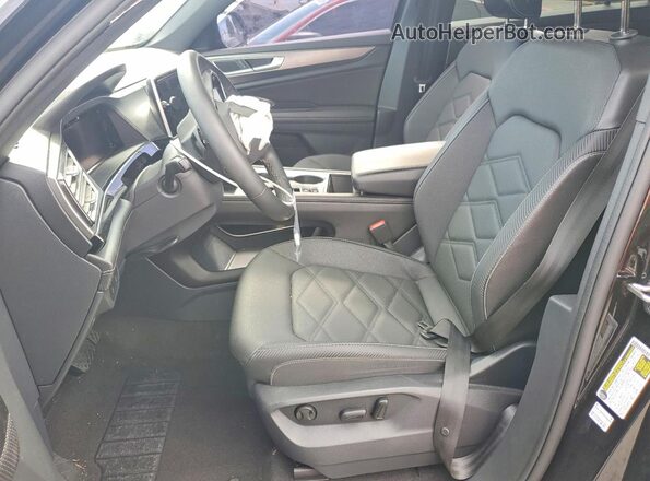 1V2DE2CA1RC240820 2024 VOLKSWAGEN ATLAS Black Вид салону спереду