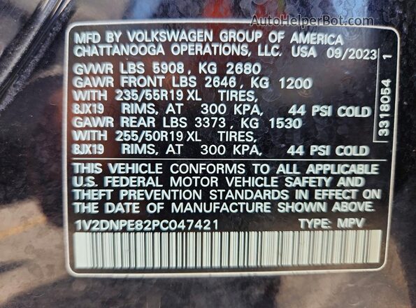 1V2DNPE82PC047421 2023 VOLKSWAGEN ID.4 Black Vista de la etiqueta del VIN