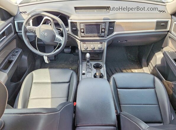 1V2DP2CA2NC516104 2022 VOLKSWAGEN ATLAS Gray Dashboard view