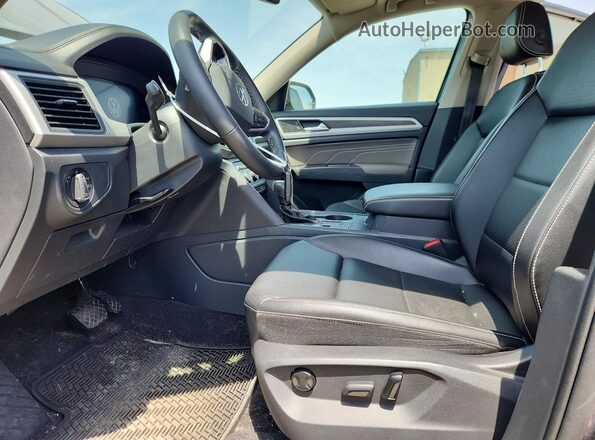 1V2DP2CA2NC516104 2022 VOLKSWAGEN ATLAS Gray Front interior view
