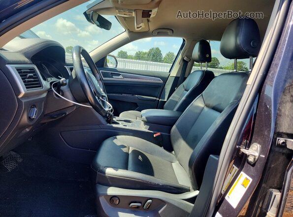 1V2DP2CAXJC597184 2018 VOLKSWAGEN ATLAS Black წინა სალონის ხედი