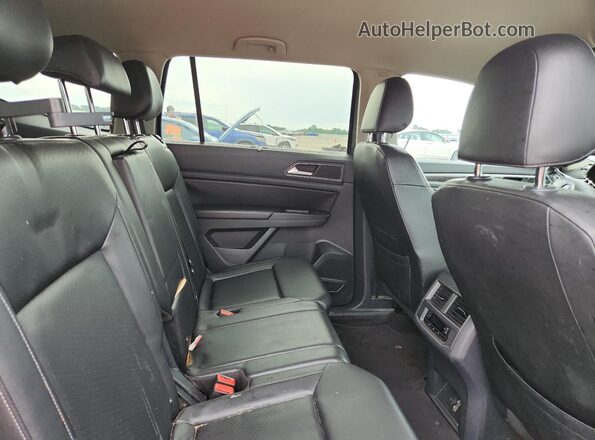 1V2DR2CA0JC533150 2018 VOLKSWAGEN ATLAS Gray Вид задньої частини салону