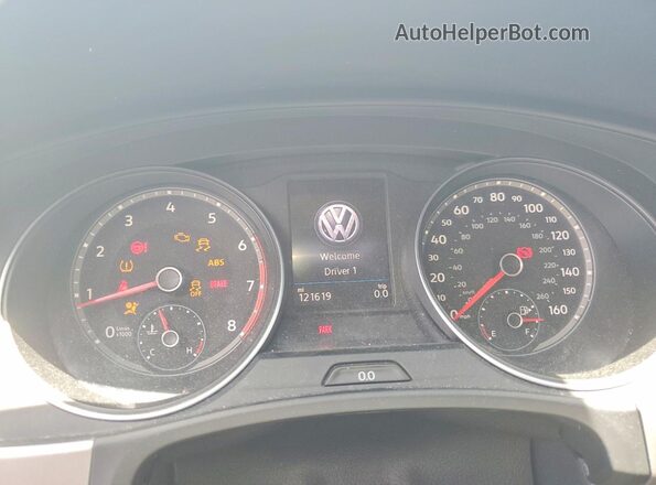 1V2DR2CA1JC517149 2018 VOLKSWAGEN ATLAS White Instrument cluster view