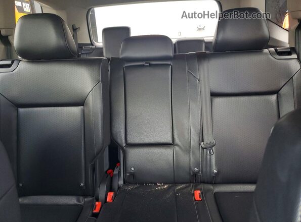 1V2DR2CA1JC517149 2018 VOLKSWAGEN ATLAS White Rear seats view