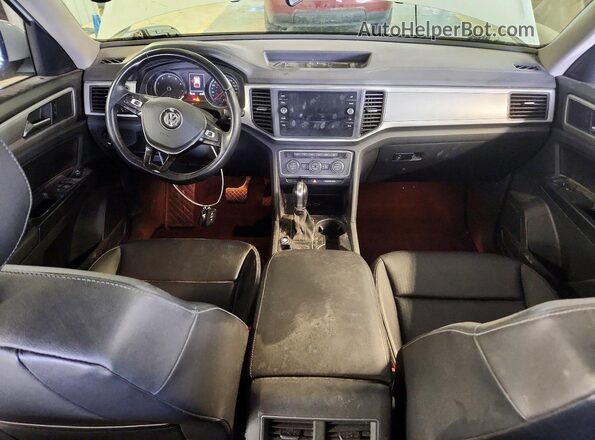 1V2DR2CA3KC543771 2019 VOLKSWAGEN ATLAS White Dashboard view