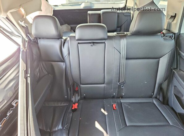 1V2DR2CA8KC590083 2019 VOLKSWAGEN ATLAS Серебряный Вид задних сидений