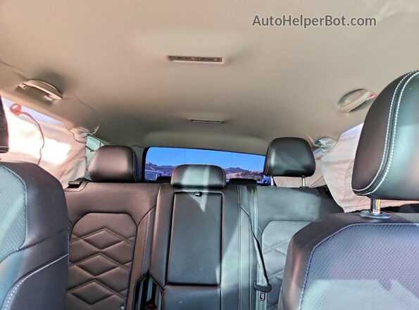1V2DR2CA8RC583337 2024 VOLKSWAGEN ATLAS Gray Vista de los asientos traseros