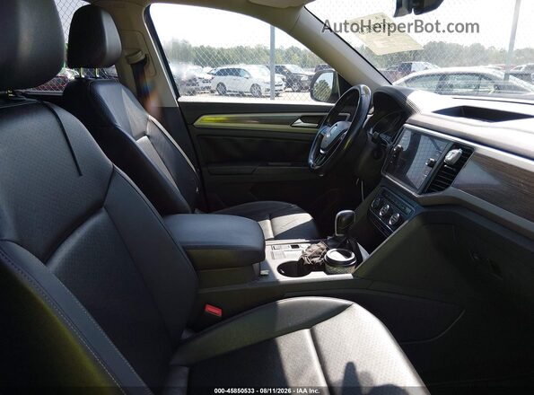 1V2DR2CAXJC501743 2018 VOLKSWAGEN ATLAS Blue Widok wnętrza z przodu