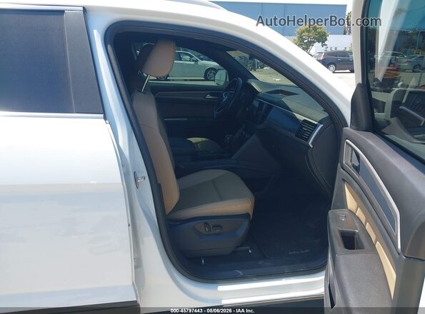 1V2EE2CA3LC229667 2020 VOLKSWAGEN ATLAS White Вид салону спереду