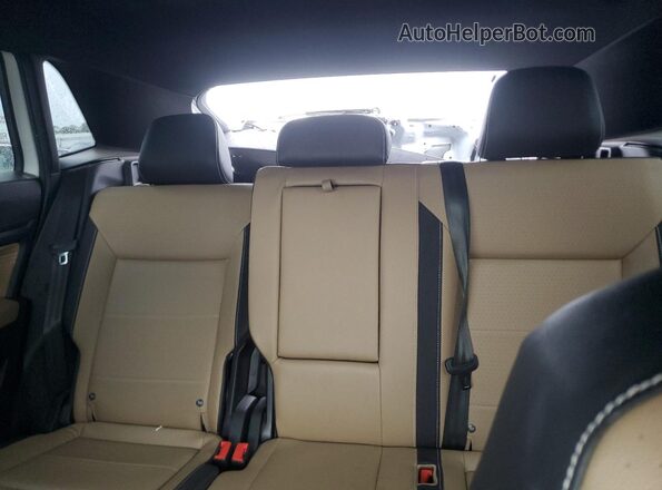 1V2EE2CA9MC209828 2021 VOLKSWAGEN ATLAS White Vista de los asientos traseros