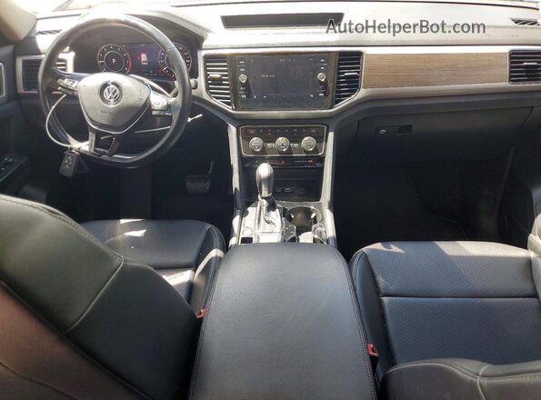 1V2ER2CA2KC506716 2019 VOLKSWAGEN ATLAS Gray Vista del salpicadero