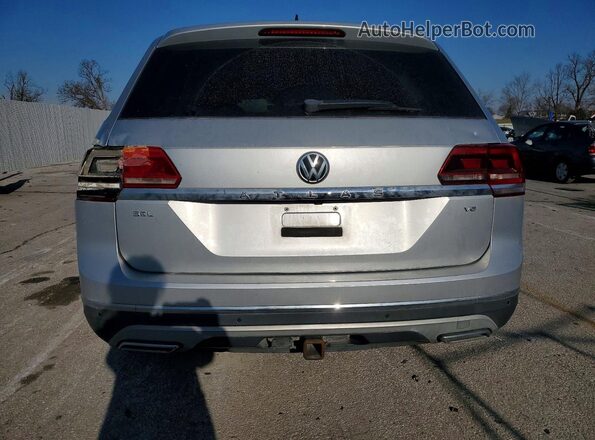 1V2ER2CAXJC521866 2018 VOLKSWAGEN ATLAS Silver Widok z tyłu