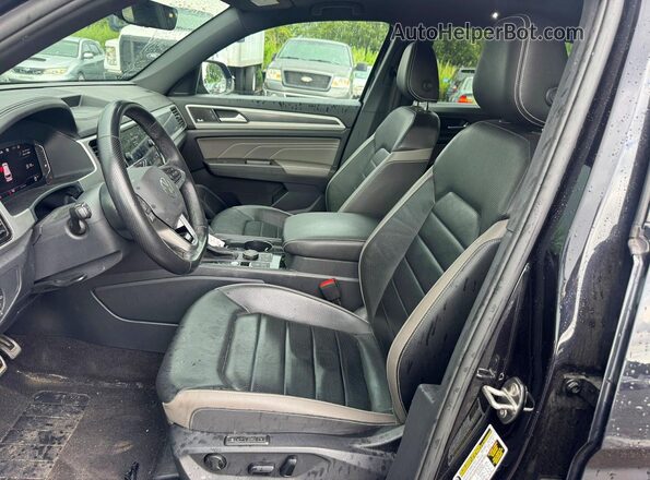 1V2FE2CA1PC218130 2023 VOLKSWAGEN ATLAS Черный Вид панели приборов