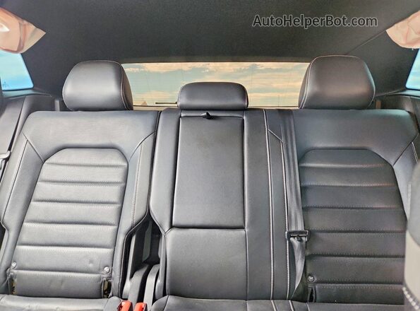 1V2FE2CA4MC234883 2021 VOLKSWAGEN ATLAS Gray Widok tylnych siedzeń