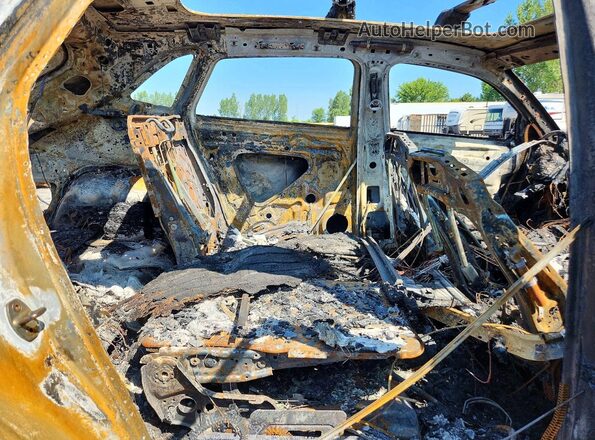 1V2FE2CA5NC202252 2022 VOLKSWAGEN ATLAS Burn Vista interior trasera