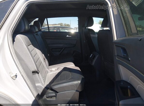 1V2FE2CA6MC200735 2021 VOLKSWAGEN ATLAS Gray Widok naklejki z numerem VIN