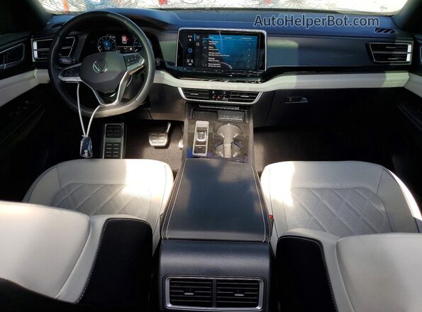 1V2FE2CAXSC221665 2025 VOLKSWAGEN ATLAS Black Dashboard view