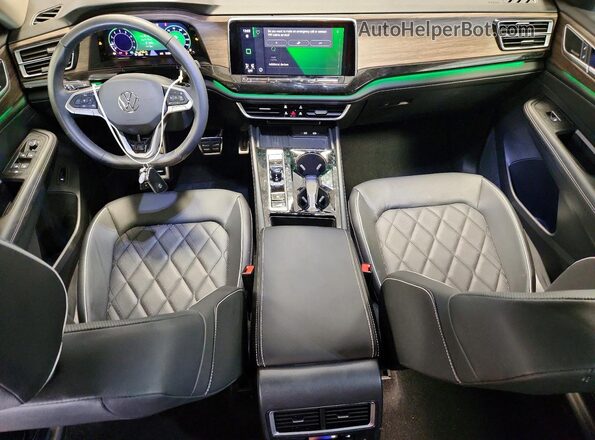 1V2FN2CA4TC517136 2026 VOLKSWAGEN ATLAS Black Vista del salpicadero
