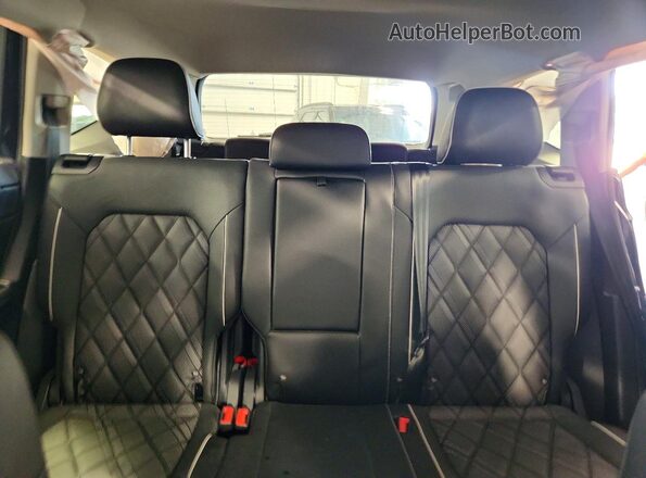 1V2FN2CA4TC517136 2026 VOLKSWAGEN ATLAS Black Vista de los asientos traseros
