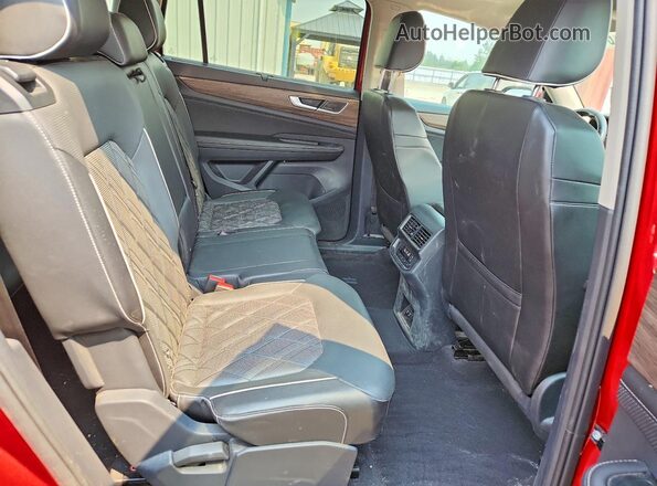 1V2FR2CA0RC603119 2024 VOLKSWAGEN ATLAS Red Widok wnętrza z tyłu