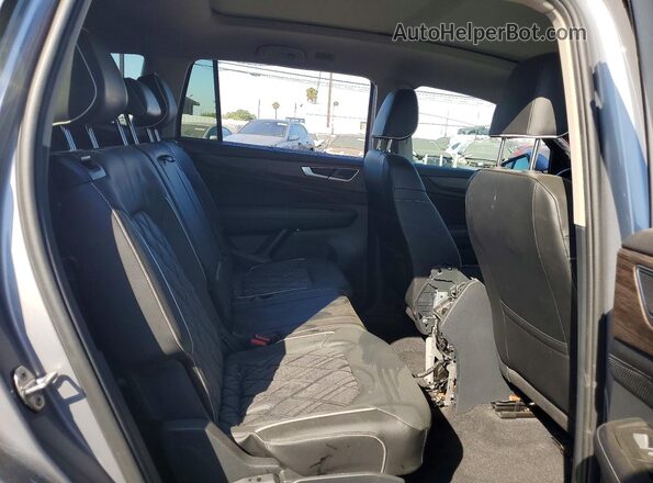 1V2FR2CA1RC524820 2024 VOLKSWAGEN ATLAS Silver Widok wnętrza z tyłu