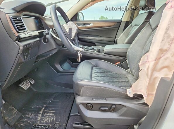 1V2FR2CA1RC590140 2024 VOLKSWAGEN ATLAS White Widok wnętrza z przodu