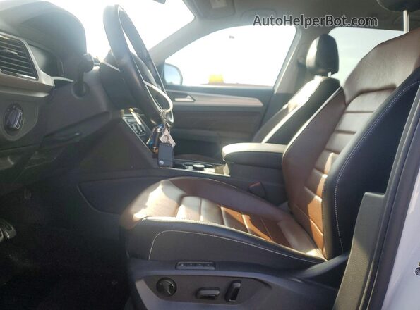 1V2FR2CA2PC502290 2023 VOLKSWAGEN ATLAS White წინა სალონის ხედი