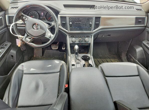 1V2FR2CA3LC503913 2020 VOLKSWAGEN ATLAS White Առջևի վահանակի տեսք