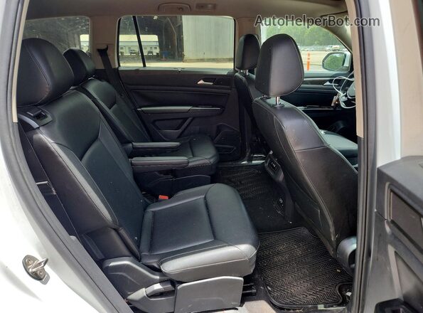 1V2FR2CA3LC503913 2020 VOLKSWAGEN ATLAS White Հետևի նստատեղերի տեսք