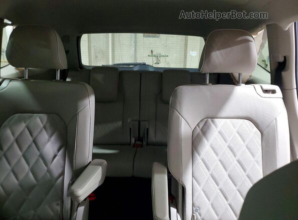1V2FR2CA4SC555453 2025 VOLKSWAGEN ATLAS Gray Widok tylnych siedzeń