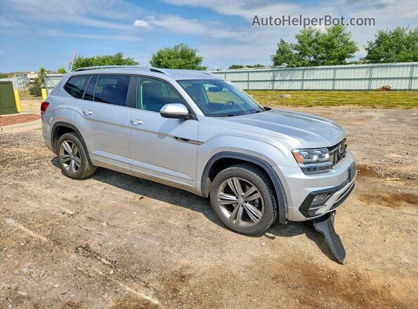 1V2FR2CA5JC557131 2018 VOLKSWAGEN ATLAS Silver Delantero derecho