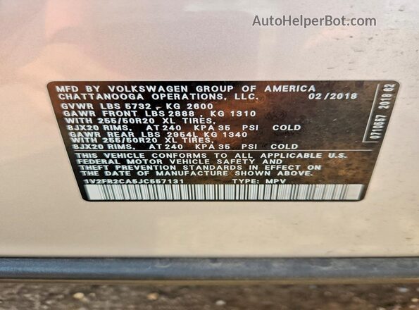 1V2FR2CA5JC557131 2018 VOLKSWAGEN ATLAS Silver Vista de la etiqueta del VIN