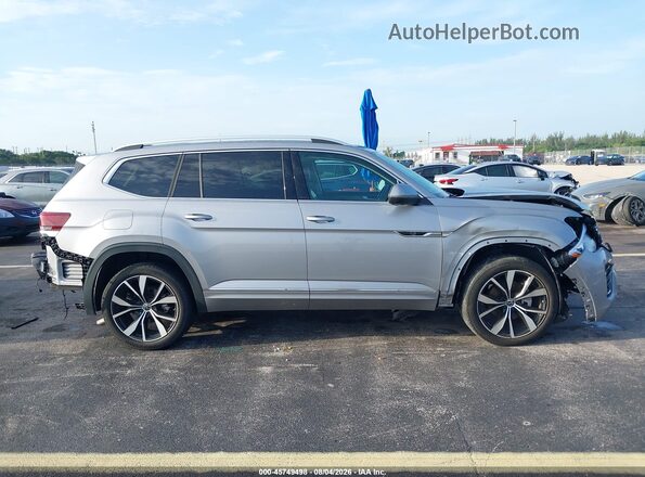 1V2FR2CA5RC545511 2024 VOLKSWAGEN ATLAS Silver Widok wnętrza 360 stopni