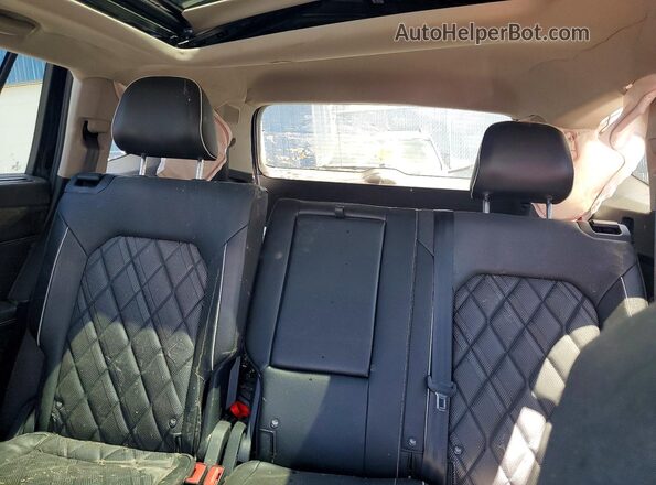 1V2FR2CA7RC581975 2024 VOLKSWAGEN ATLAS Черный Вид задних сидений