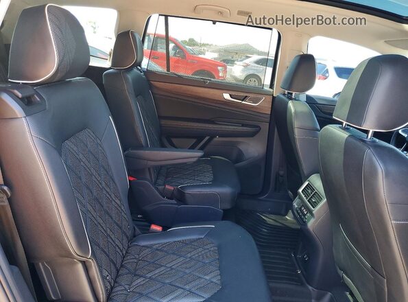 1V2FR2CA7SC520535 2025 VOLKSWAGEN ATLAS Black Rear interior view