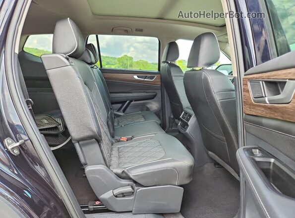 1V2FR2CA7SC550165 2025 VOLKSWAGEN ATLAS Черный Вид задней части салона