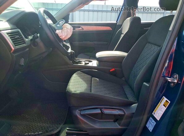 1V2GR2CA9KC596715 2019 VOLKSWAGEN ATLAS Blue Vista interior delantera