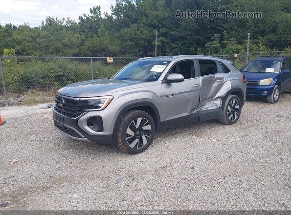 1V2HC2CA3TC233138 2026 VOLKSWAGEN ATLAS Silver Vista tres cuartos delantera izquierda