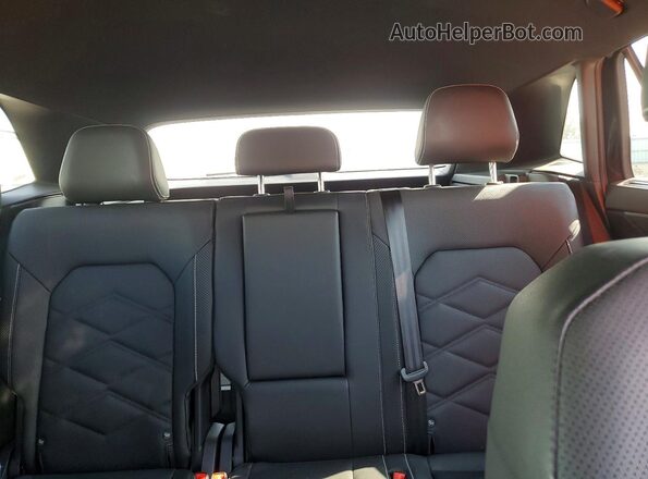 1V2HC2CA8TC221048 2026 VOLKSWAGEN ATLAS Черный Вид задних сидений